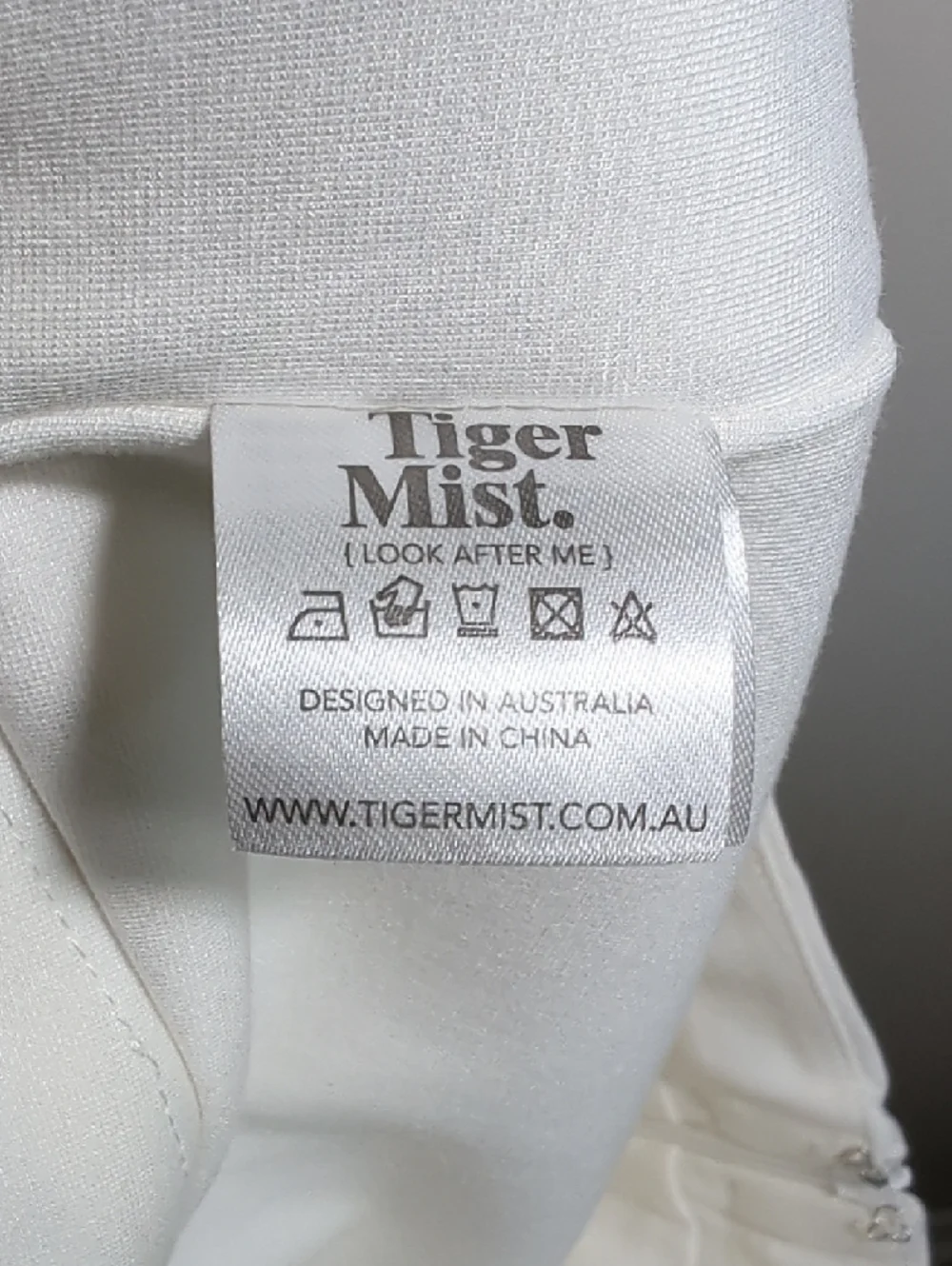 Tiger Mist Ivory Daphnie Mini Skirt Skort Medium Sexy Date Night Australian NWT - Picture 10 of 16